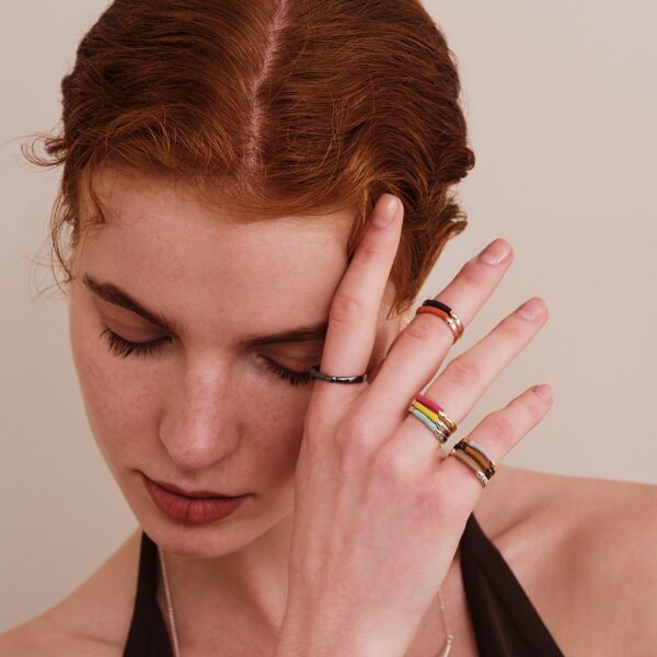 Alternative view of CHROMATA Rings - Pl. Silver & Mocca beige / Olive green