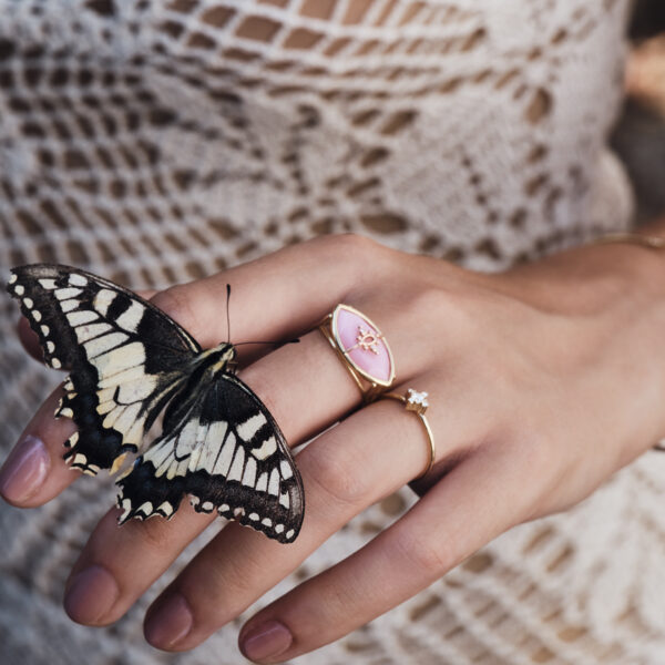 Alternative view of PARADISO PERDUTO - Solid Gold Eye Ring, Pink Opal & Diamonds