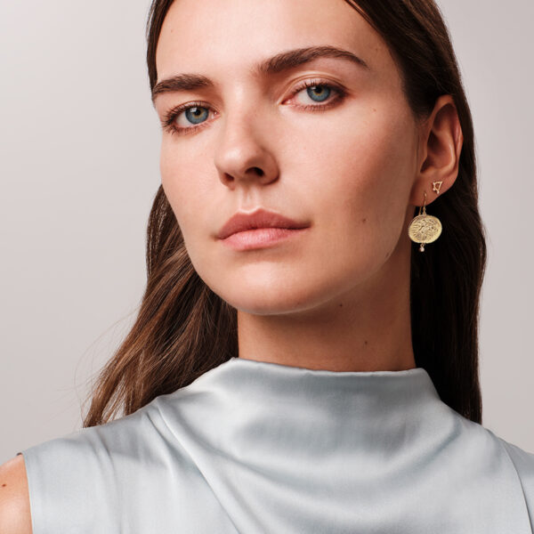 Alternative view of CONSTANTINATO - Solid Gold Small Earrings, Diamonds