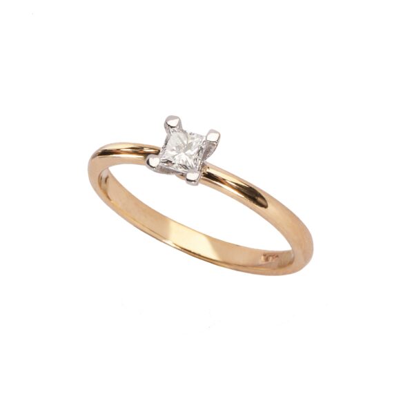 Alternative view of PRINCESS CUT DIAMOND RING - Yellow & White Solid Gold