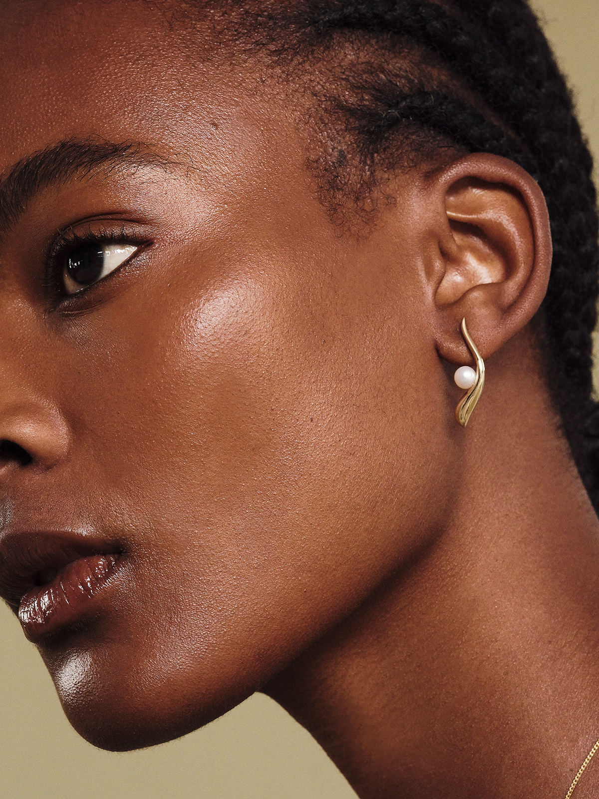 MOON GAZER - Solid Gold Earrings, Pearls - Image 2