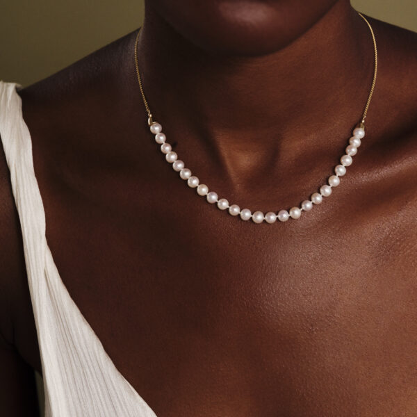 Alternative view of MOON TRACES - Solid Gold Necklace, Pearls